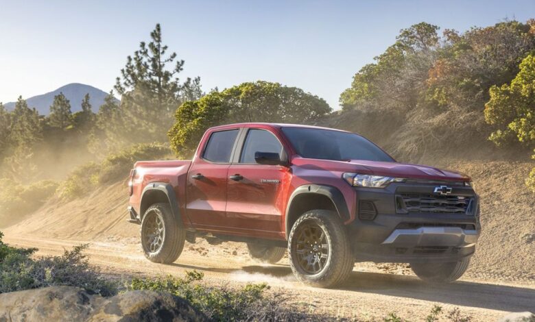The 2023 Chevy Colorado Wants to Tackle the Toyota Tacoma