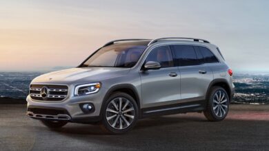 A gray 2022 Mercedes-Benz GLB luxury subcompact SUV.