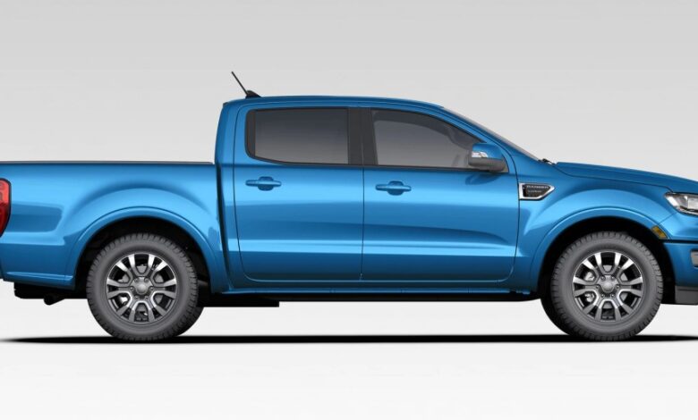A blue 2023 Ford Ranger XLT is the superior trim for one reason: optional packages.
