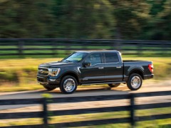 Ford F-150 PowerBoost vs. Toyota Tundra i-FORCE MAX: 1 Hybrid Truck Gets Excellent Mileage
