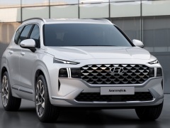 Is the 2023 Hyundai Santa Fe handwriting an affordable luxury SUV or just luxury?