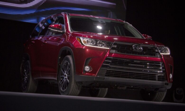 Toyota SUVs with the lowest depreciation include this red Highlander