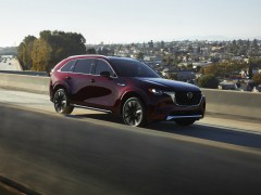 The 2024 Mazda CX-90 takes aim at the Toyota Highlander