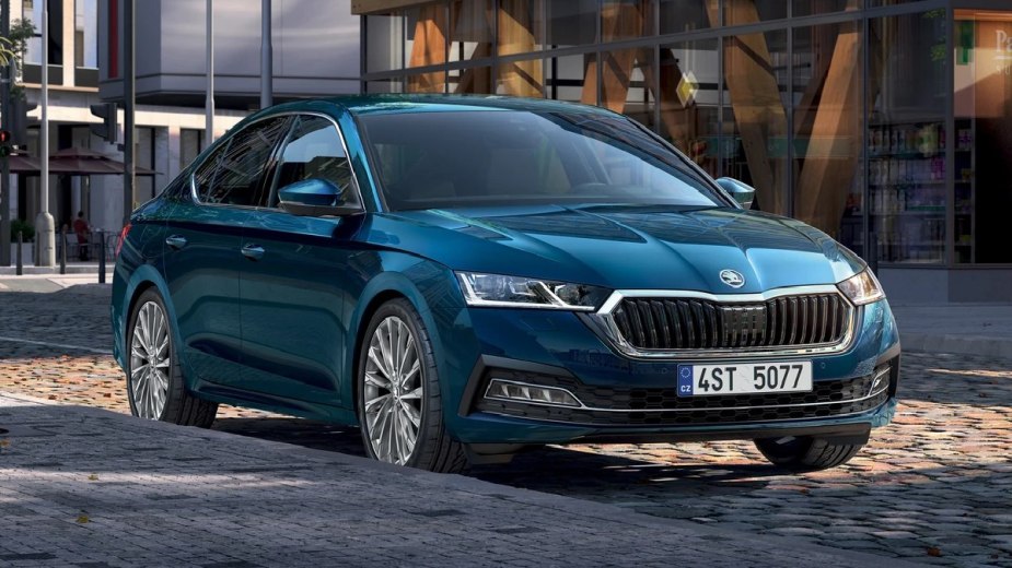 Front angle view of the Škoda Octavia, the study shows the smartest drivers with the Škoda brand highest in IQ 
