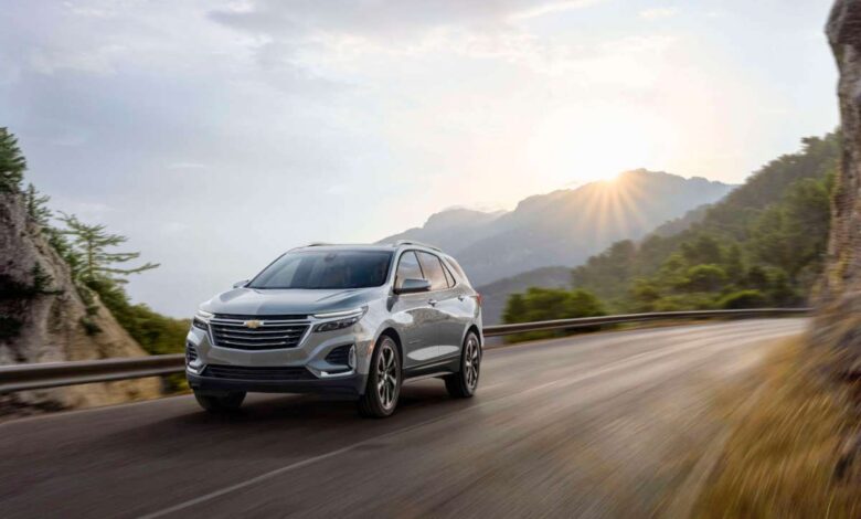 This reliable Chevrolet SUVs is a 2023 Equinox