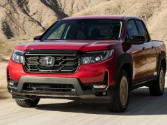 Consumer Reports recommended one new mid-size truck in 2023