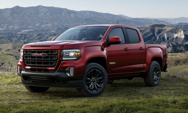 The best pickup trucks for tall drivers include this GMC Canyon