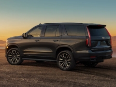Is the 2023 $150,000 Cadillac Escalade V the Most Luxurious Full-Size SUV?