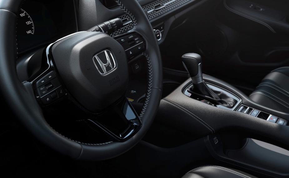 Steering wheel in the 2023 Honda HR-V, highlighting the most common problems reported by owners