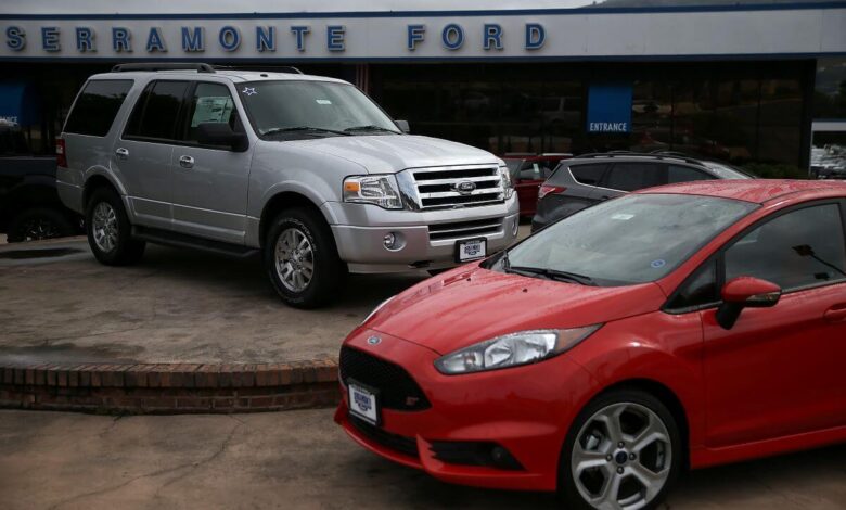 Are SUVs More Expensive to Insure Than Sedans?