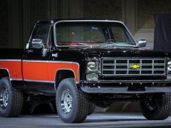 What is a Chevy square body truck?
