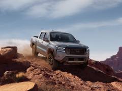 The 2023 Nissan Frontier fixes the flaws of the Toyota Tacoma