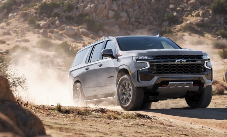 Three-Peat: The Chevy Suburban Still Beats the Ford Expedition