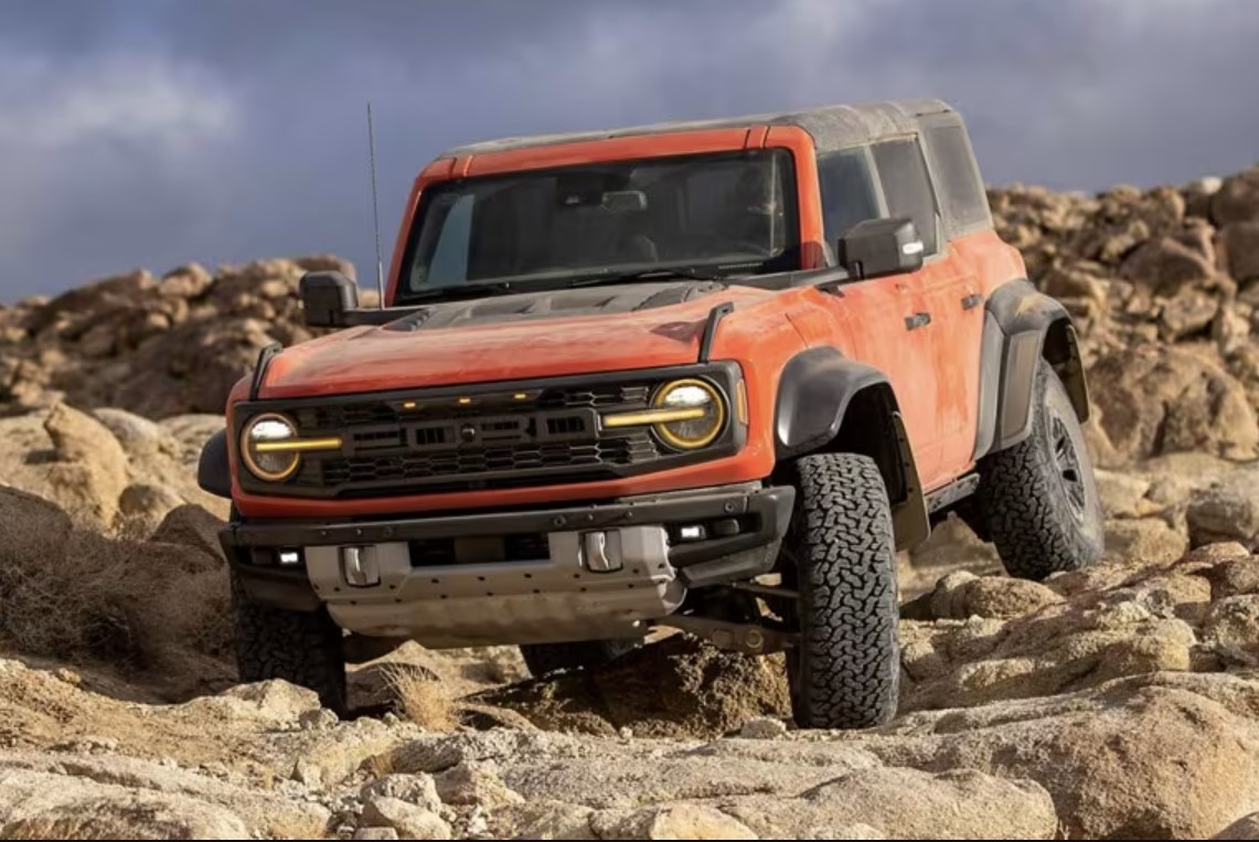 2023 Ford Frond Raptor Off-Road Vehicle
