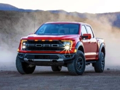 The Ford F-150 Hybrid left the F-150 Raptor in the dust